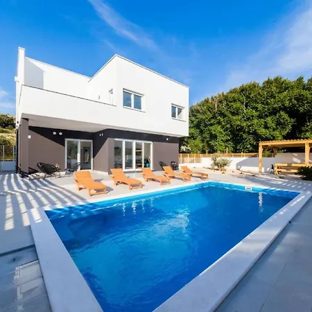 Luxury Bellavista *